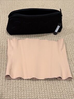 SKIMS Waist Trainer in the color Clay.